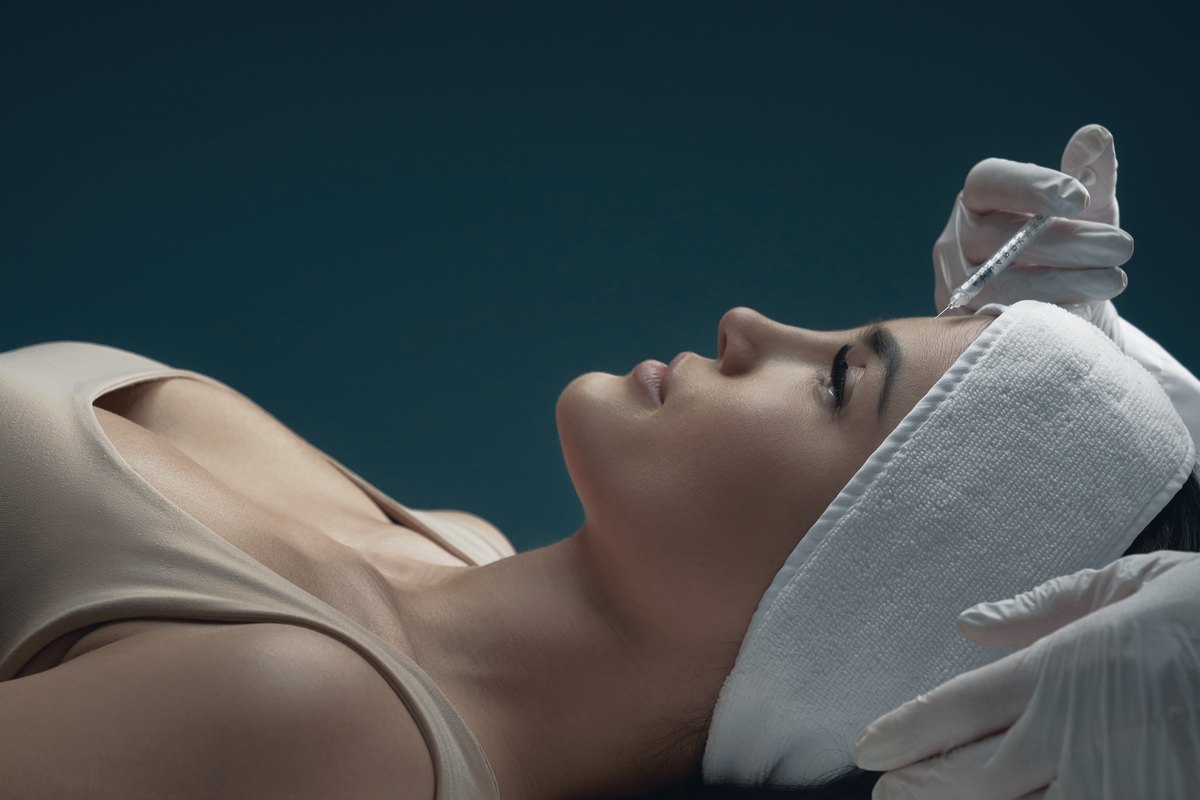 Wrinkle-relaxing injections